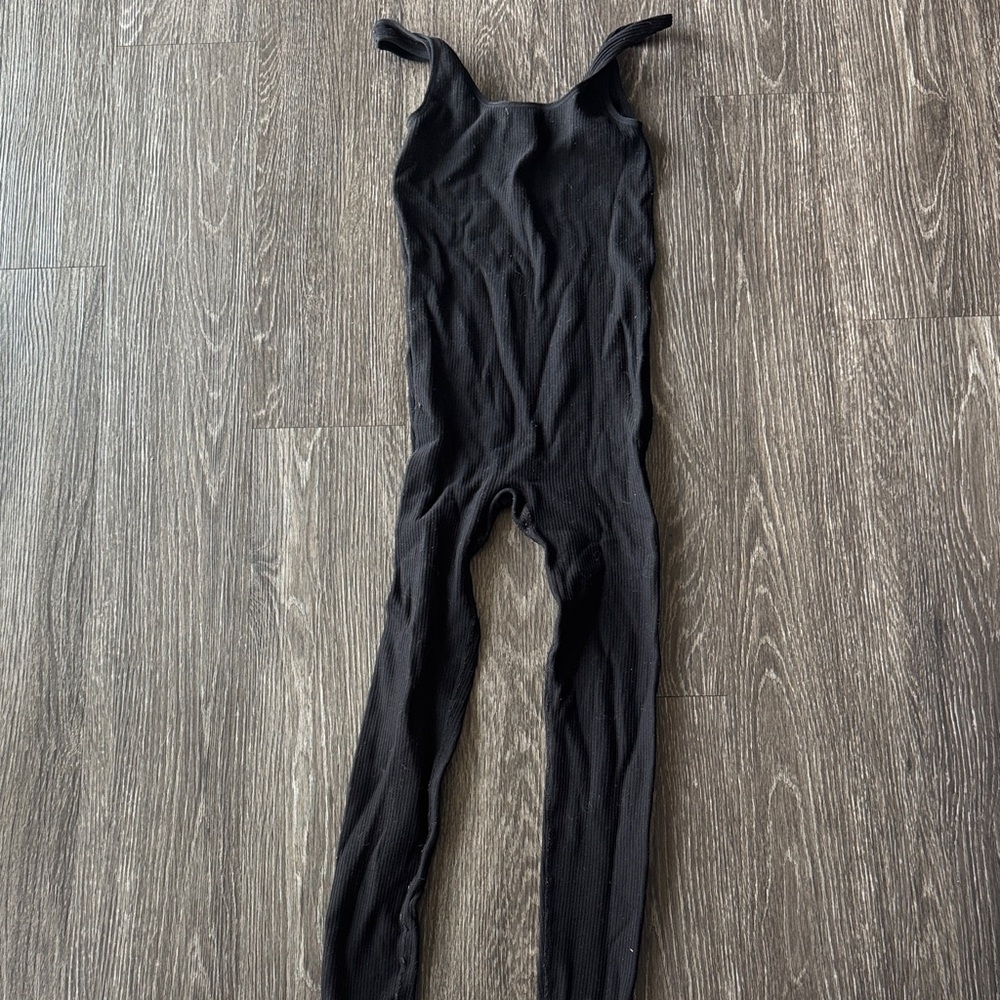 Black Sleeveless Jumpsuit